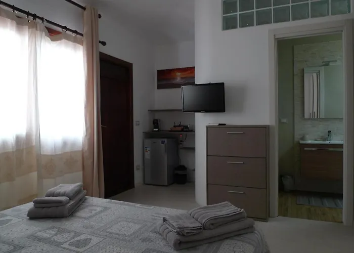 Villaggio Est Affittacamere San Teodoro 